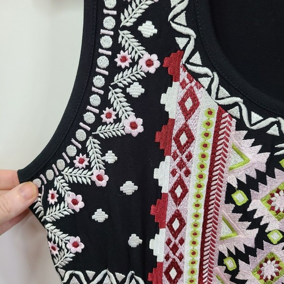 Sahalie Embroidered Sleeveless Shift Dress Small - Picture 5 of 7